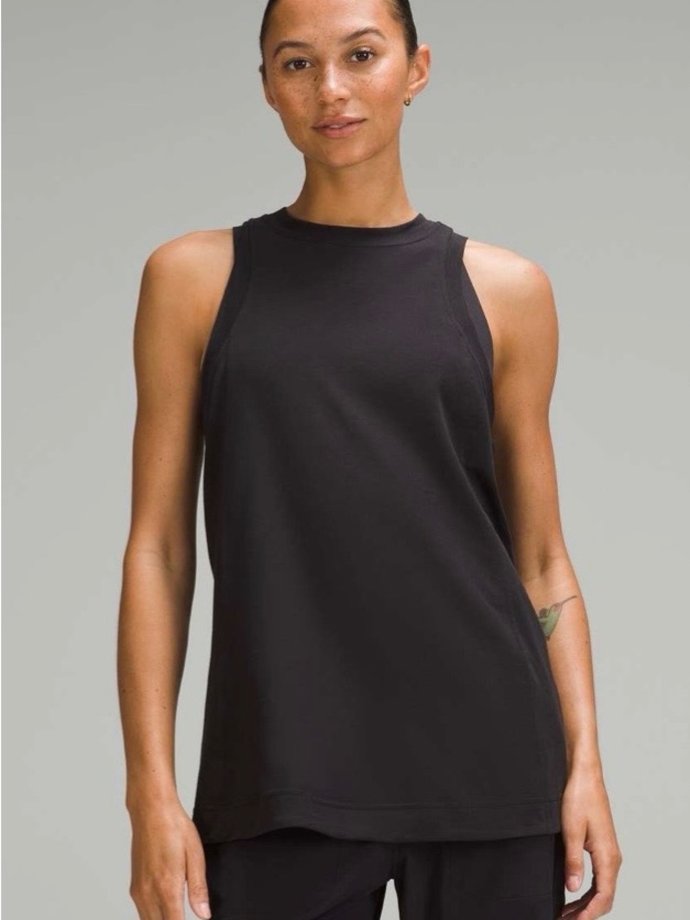 Lululemon NWT Long Cotton Crewneck in Black Sleeveless High-Neck Tank Top M
